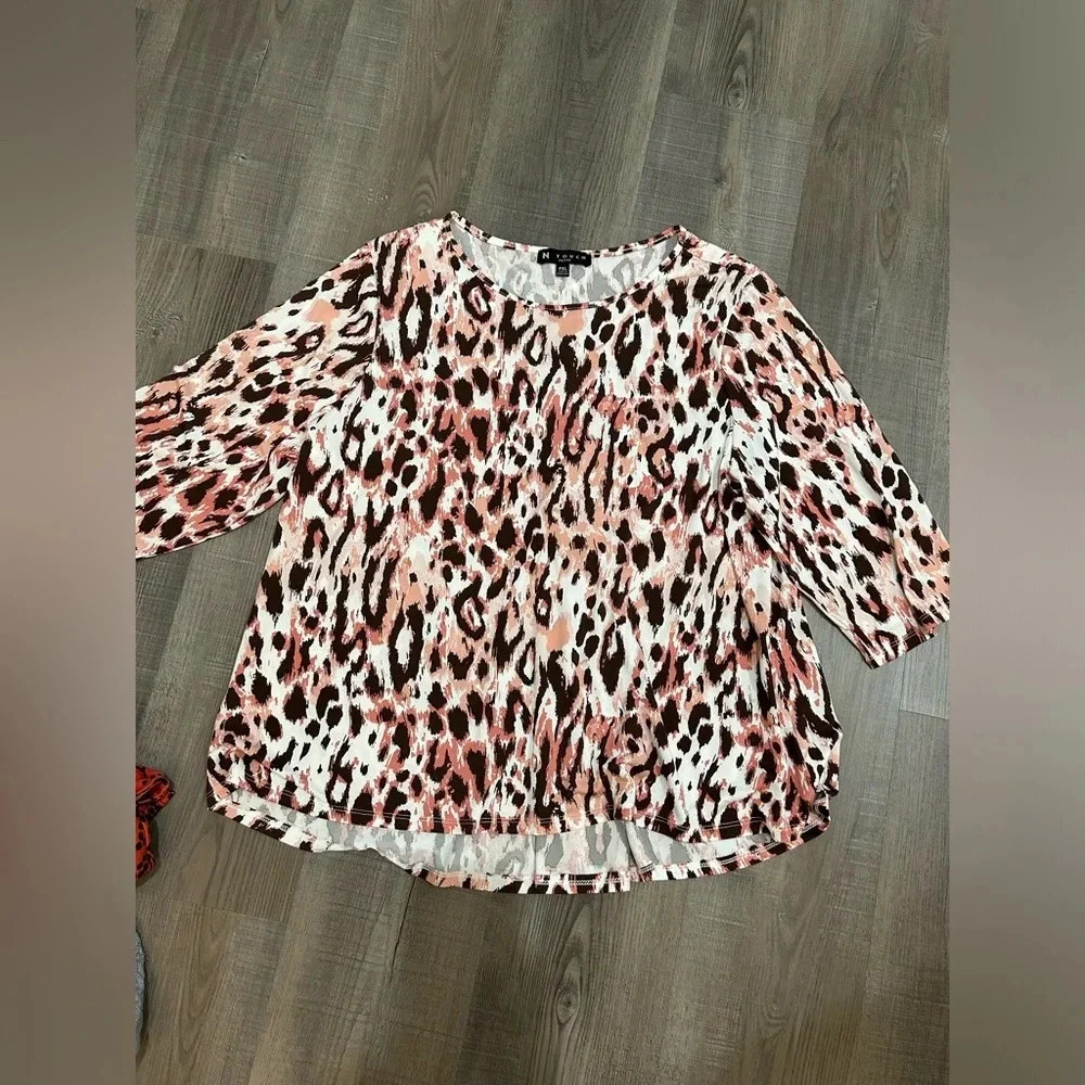 Touch blouse